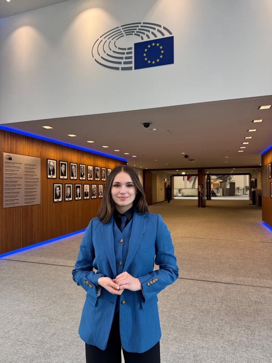 Briana Ioniță, tânăra cu studii la Londra care a ales să se implice în politica din România. De ce a ales PSD 