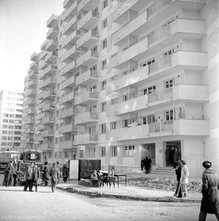 Blocuri noi in care s-au mutat supravietuitori ai Cutremurului din 1977.
