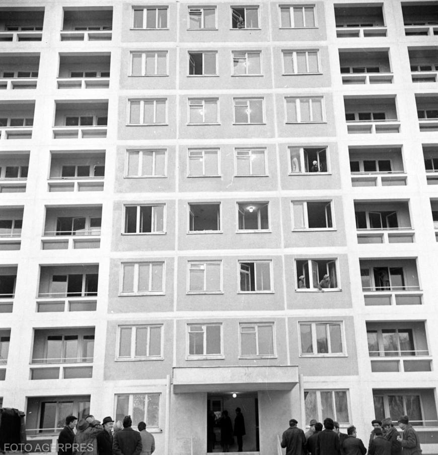  Blocuri noi in care s-au mutat supravietuitori ai Cutremurului din 1977.