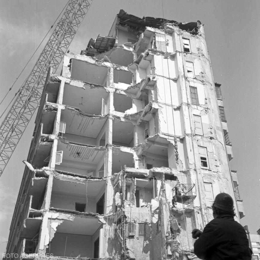 cutremur 1977