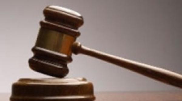 opt inculpati in dosarul permiselor pot parasi tara or avea bani de concediu