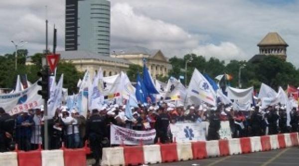 peste 20 000 de sindicalisti cnslr fratia asteptati in strada pe 22 septembrie