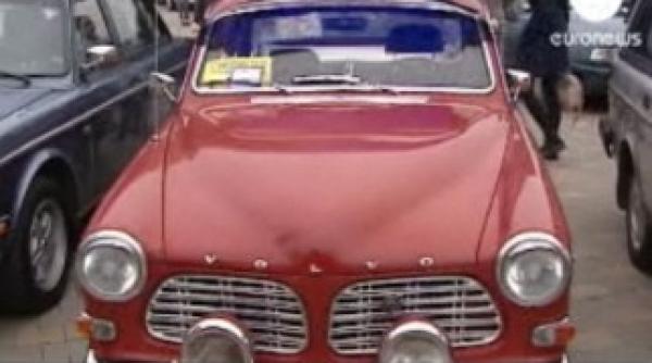 record guiness caravana volvo formata din 570 de masini in polonia