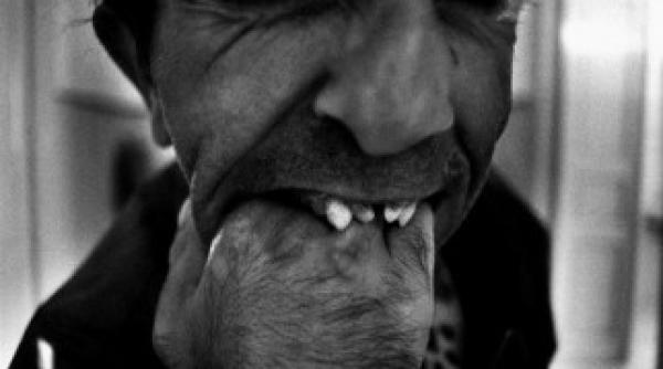 cum poate fi bagat un roman cu forta la balamuc