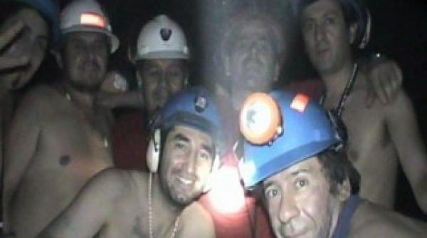 33 de zile de foraj pentru a ajunge la cei 33 de mineri captivi in chile