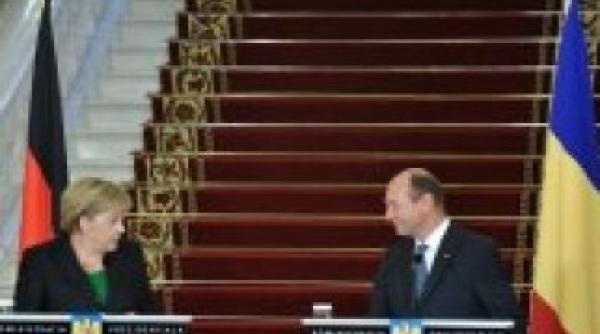 basescu si boc i au dat tainul angelei merkel de ce isi permite germania sa ne umileasca
