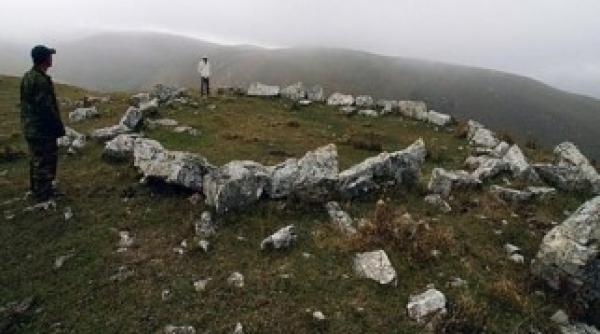 civilizatie necunoscuta din epoca bronzului descoperita in caucazul rus