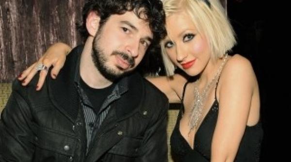 christina aguilera divorteaza de sotul ei