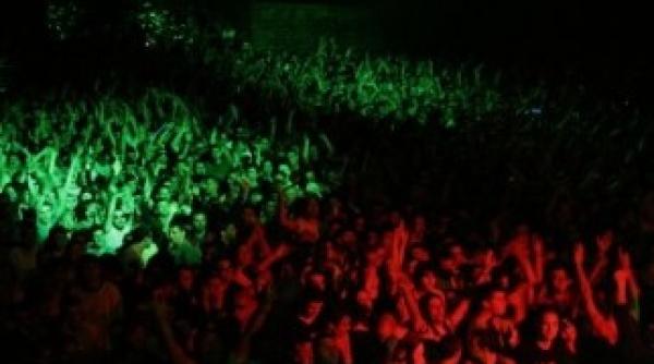 peste 30 000 de studenti vor intra gratuit la festivalul unifest