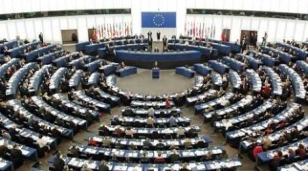 mamele mai au o speranta in timp ce romanii taie din concediul maternal si indemnizatii europenii se bat sa le mareasca