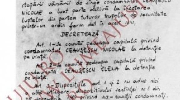 revolutionarii ii cer socoteala lui ion iliescu pe marginea unui decret prin care ar fi comutat pedeapsa sotilor ceausescu la inchisoare pe viata