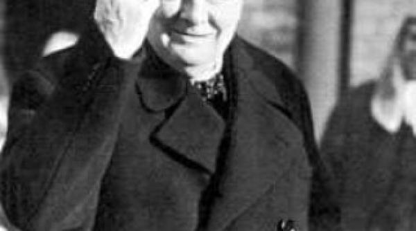 proteza dentara a lui winston churchill vanduta la licitatie