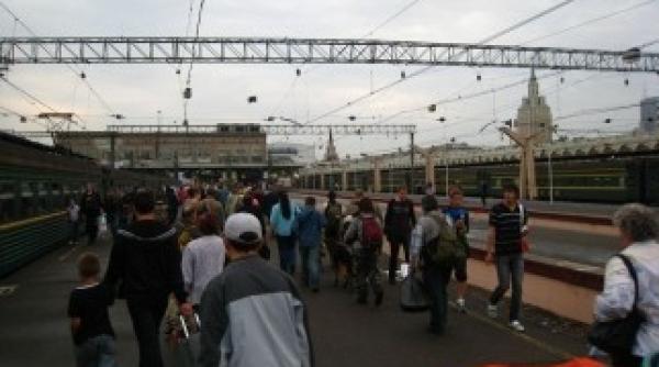 amenintare cu bomba in doua gari din moscova