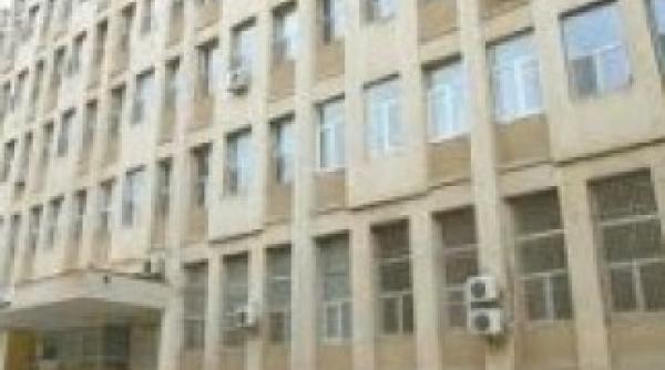 cadrele medicale de la spitalul caritas din capitala protesteaza