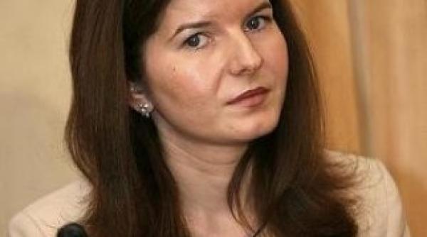 monica ridzi nu se autosuspenda din partid si o ataca pe sulfina barbu nu e in masura sa vorbeasca despre integritate