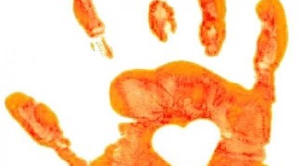 cum se protejau vamesii cu portocale impotriva substantei fluorescente folosite pentru a se marca bacnotele la flagrantele de mita