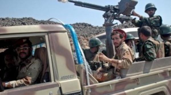 noi confruntari intre militari in sudul yemenului
