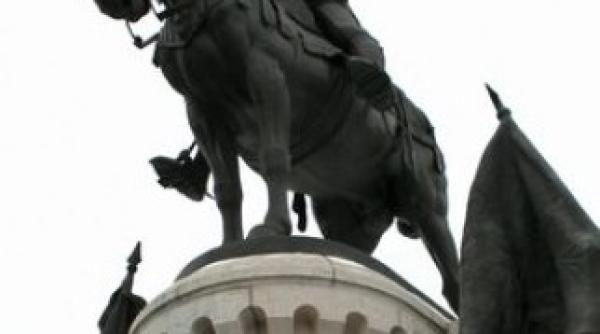 unguri si romani au inaugurat impreuna la cluj statuia lui matei corvin