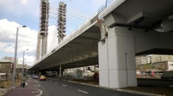 autobuzele liniilor 105 178 si 635 circula pe la gara basarab galerie foto