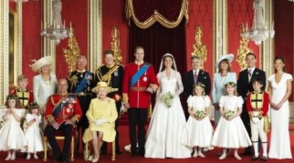 fotografiile oficiale de la nunta lui william si kate publicate de casa regala britanica galerie foto