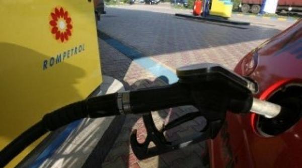 rompetrol a ieftinit motorina cu 12 banilitru si benzina cu 9 banilitru