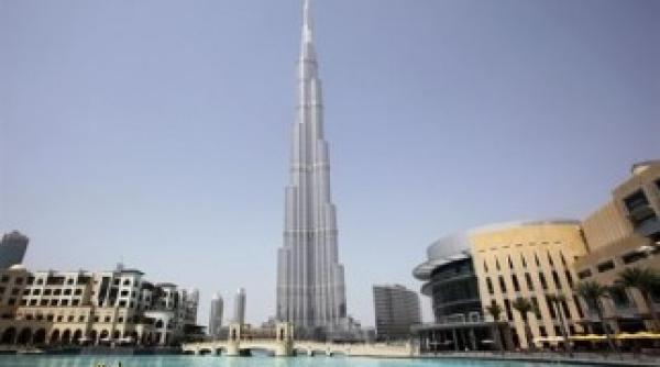 prima sinucidere din zgarie nori in dubai