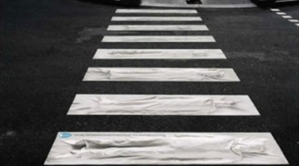 tanara lovita de tir pe trecerea de pietoni soferul a fugit de la locul accidentului