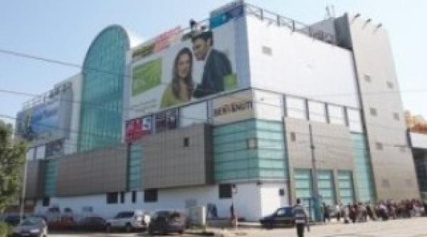 city mall pentru a patra oara scos la licitatie pretul a scazut cu 30 la suta sub nivelul initial