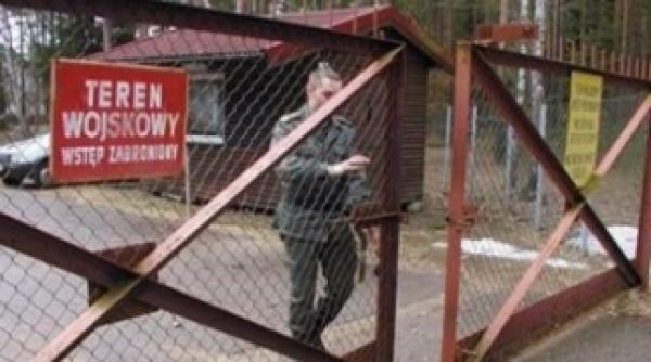 fostul premier polonez miller risca sa fie acuzat de crime impotriva umanitatii pentru presupusul rol jucat in scandalul inchisorilor cia