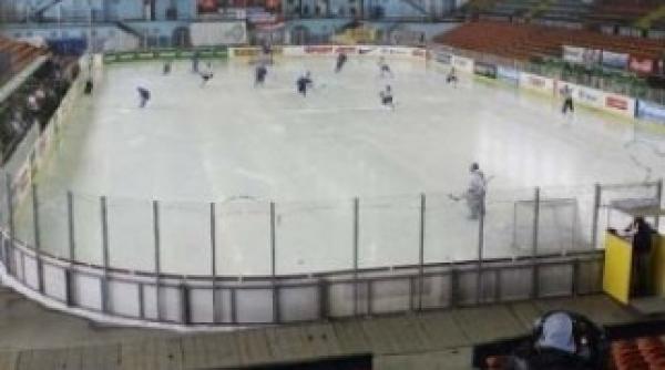 patinoarul flamaropol va fi daramat pentru a se construi noua sala polivalenta