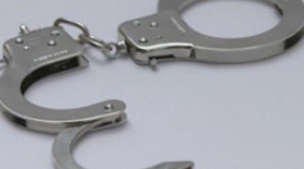 un resitean acuzat ca ar fi intretinut raporturi sexuale cu 14 minore arestat preventiv