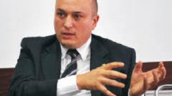 senatorul psd iulian badescu vanghelie reprezinta opulenta si indecenta