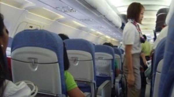 de ce se umfla picioarele ce trebuie sa faca femeile care calatoresc mult cu avionul sau autocarul