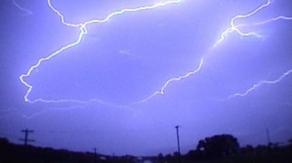 bihor doi turisti polonezi au murit loviti de trasnet