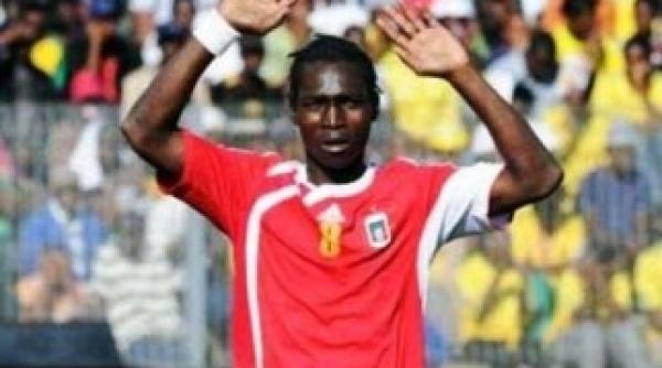 doua fotbaliste scoase din lotul guineei ecuatoriale dupa acuzatii ca ar fi barbati