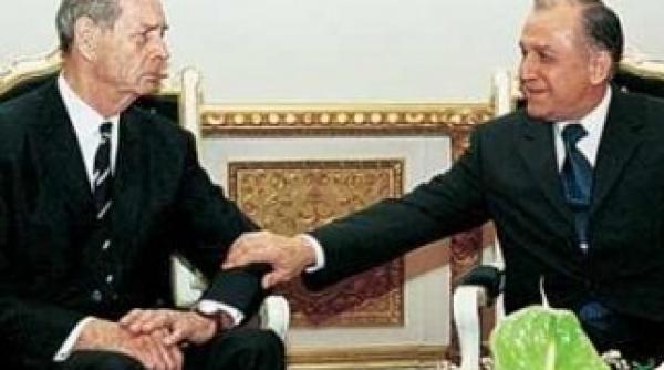 ion iliescu declaratiile lui basescu la adresa regelui mihai sunt iresponsabile