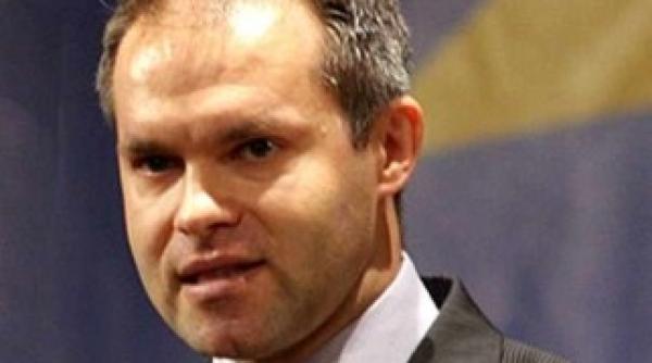 inca o gafa marca funeriu la radu moraru incercand sa explice prostia cu colegul neutru deci domnu turcescu