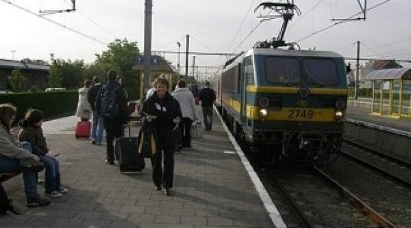 mii de calatori blocati in gari din belgia din cauza unei defectiuni tehnice