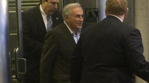 dominique strauss kahn a luat cina in oras dupa eliberare