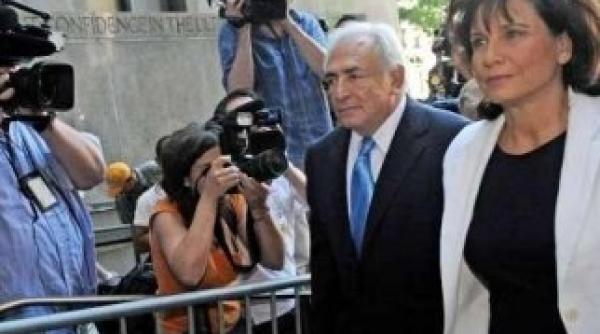 motivul eliberarii lui strauss kahn victima a mintit sub juramant