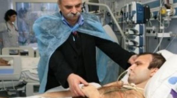 politistul de la ipj dambovita lovit cu o sticla in cap in 2010 de un inerlop in spital in stare vegetativa
