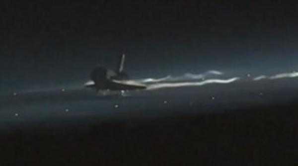 ultima misiune spatiala a navetei atlantis s a incheiat vezi ultima aterizare a ultimei navete spatiale video