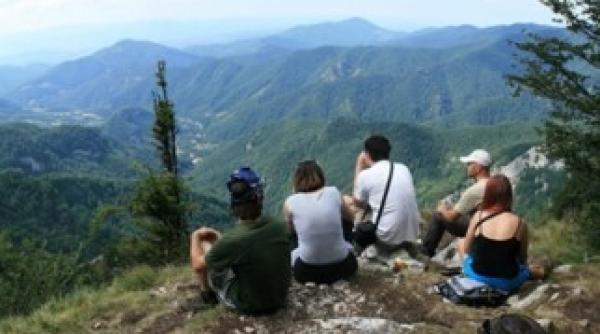 vremea se amelioreaza pentru urmatoarele doua zile de sambata noaptea revin ploile