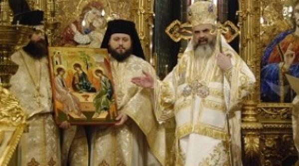 patriarhul daniel aniversat la catedrala patriarhala cu ocazia implinirii a 60 de ani de viata galerie foto