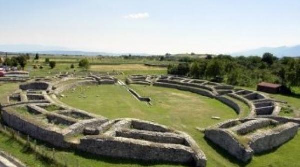 americanii englezii si francezii fac sapaturi pentru a ne descoperi istoria