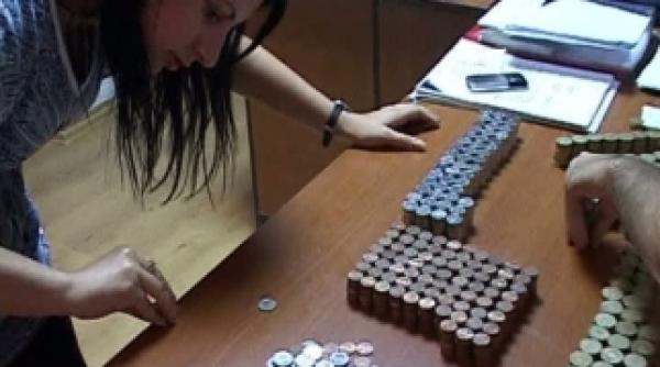 o femeia din vrancea a tinut sa se razbune pe autoritati si a platit o datorie cu 4 000 de monede video