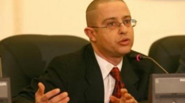 deputatul tudor ciuhodaru ministrul sanatatii ar fi trebuit sa si dea in fiecare zi demisia