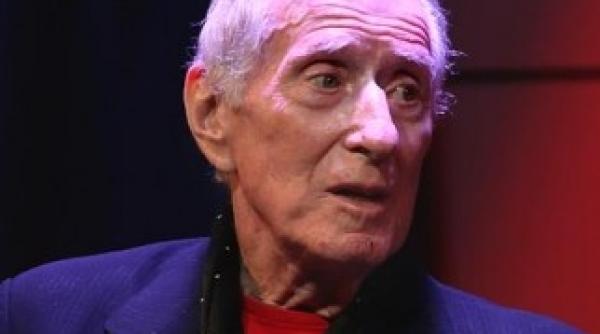 americanul jerry leiber unul dintre pionierii muzicii rock n roll a incetat din viata la 78 de ani video