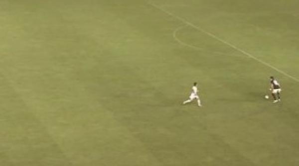 faza de cascadorii rasului la o partida de fotbal din japonia video