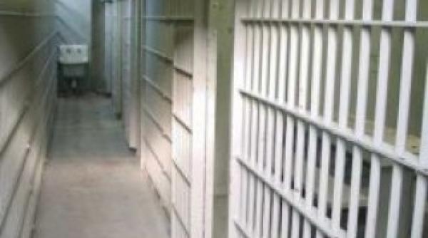 ministerul justitiei refuza sa puna in aplicare o sentinta definitiva a unui cetatean ce a castigat dupa ce a fost concediat